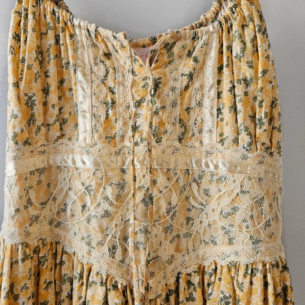 Nolita Yellow and White Lace Floral Midi Dress - Picture 4 of 7